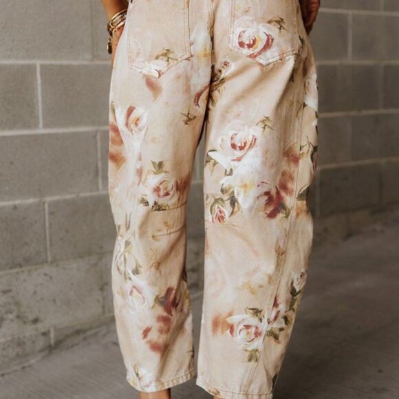 New in Package Vintage Rose Jeans - Picture 2 of 5